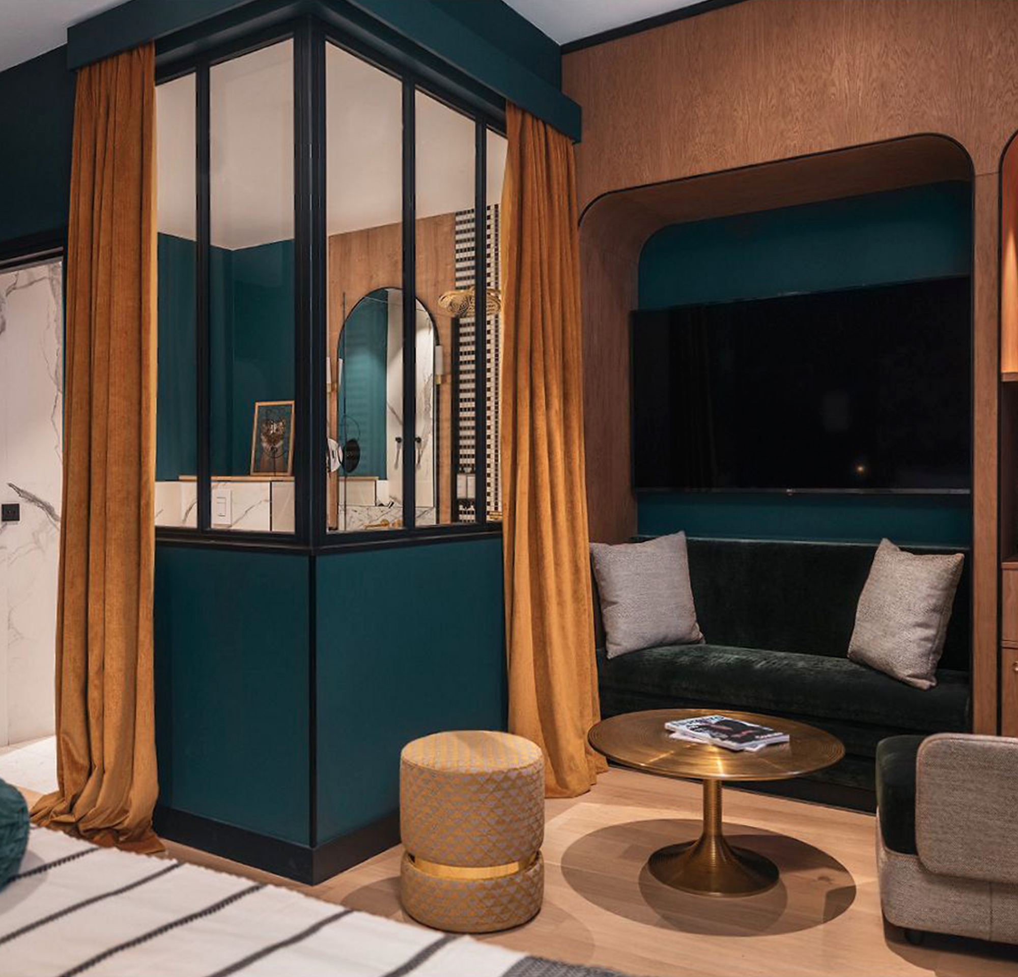 HOTEL DANDY, PARIS