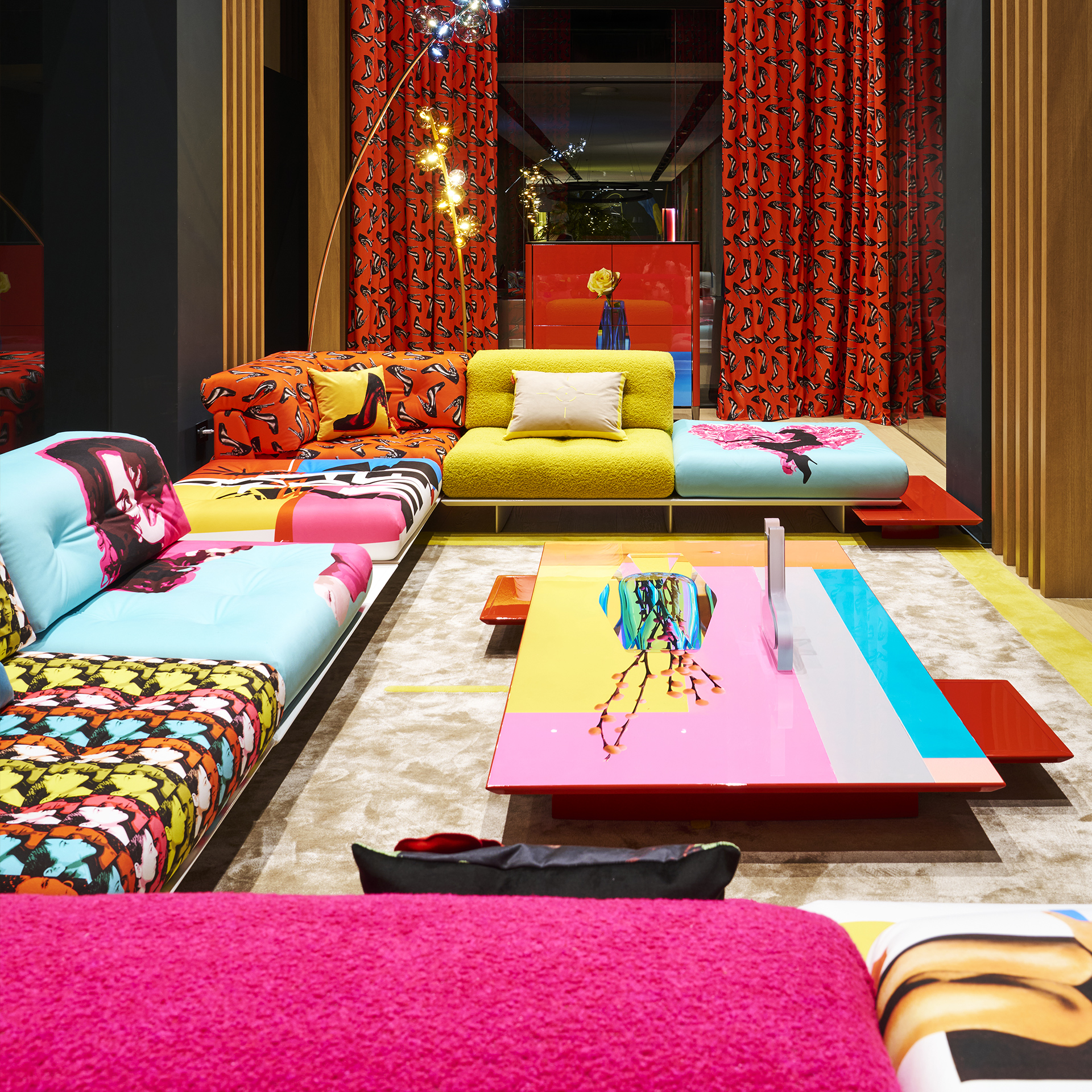 Lounge limit&eacute;